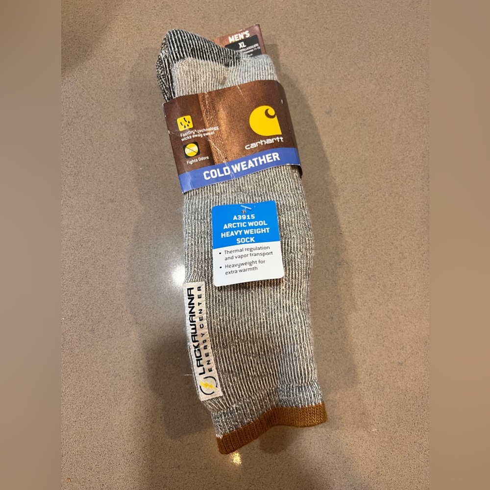 Mens Cold Weather Carhartt XL socks. New.